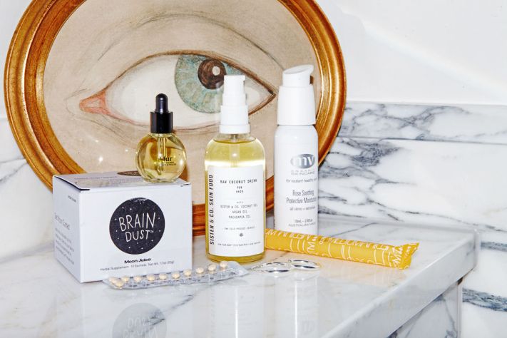 lina-levien-emma-watson-into-the-gloss-18