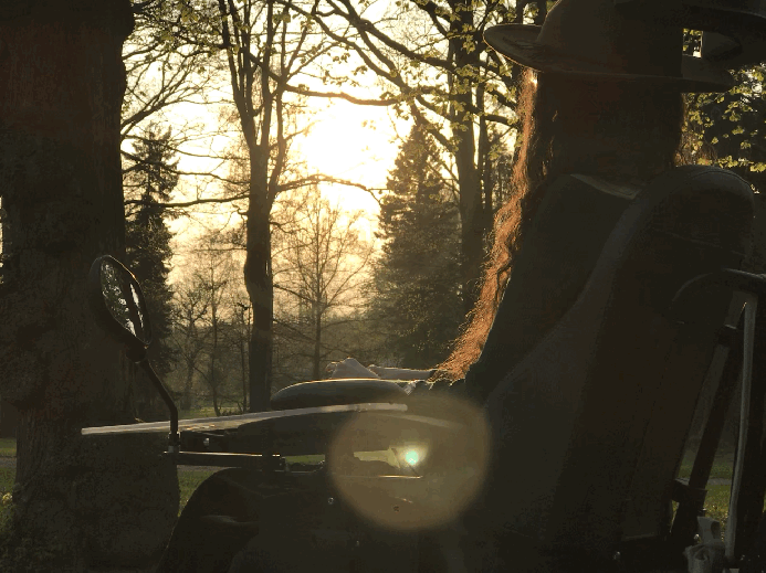 lina-levien-heels-on-wheels-stadtpark