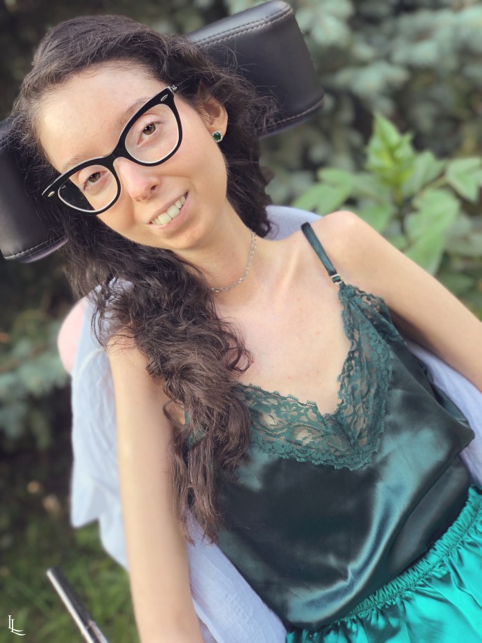 lina-levien-green-summer-silk-outfit (2)