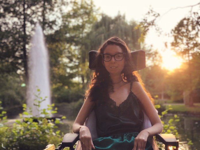 lina-levien-green-summer-silk-outfit (5)